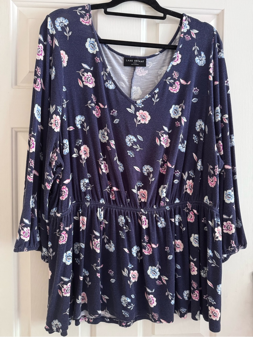 Lane Bryant Navy Floral 3/4 Sleeve Peplum Top - 22/24